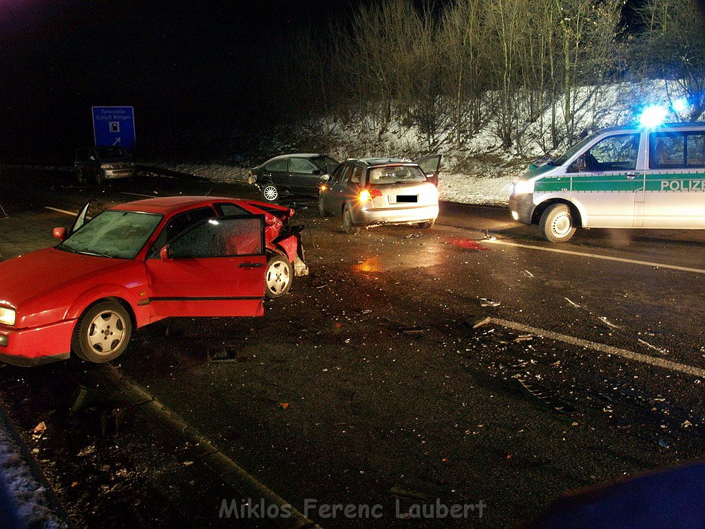 Schwerer VU A 59 Rich Koeln Hoehe Rastplatz Roettgen 1 Toter P15.JPG